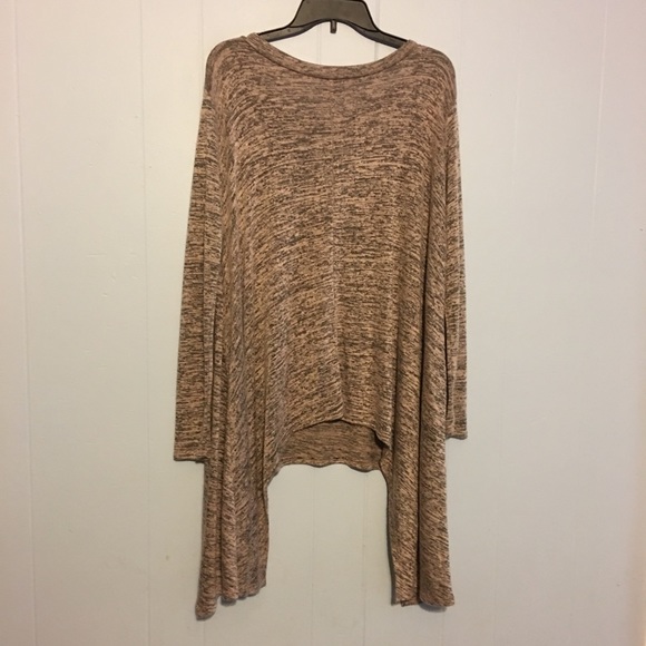 Luxe asymmetrical light weight sweater - Picture 6 of 8